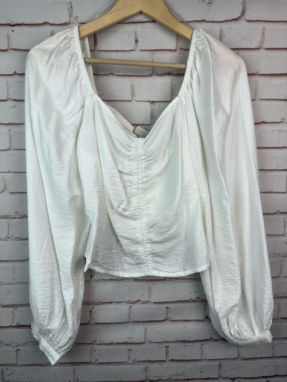 a new day White Ruched V-Neck Long Sleeve Blouse